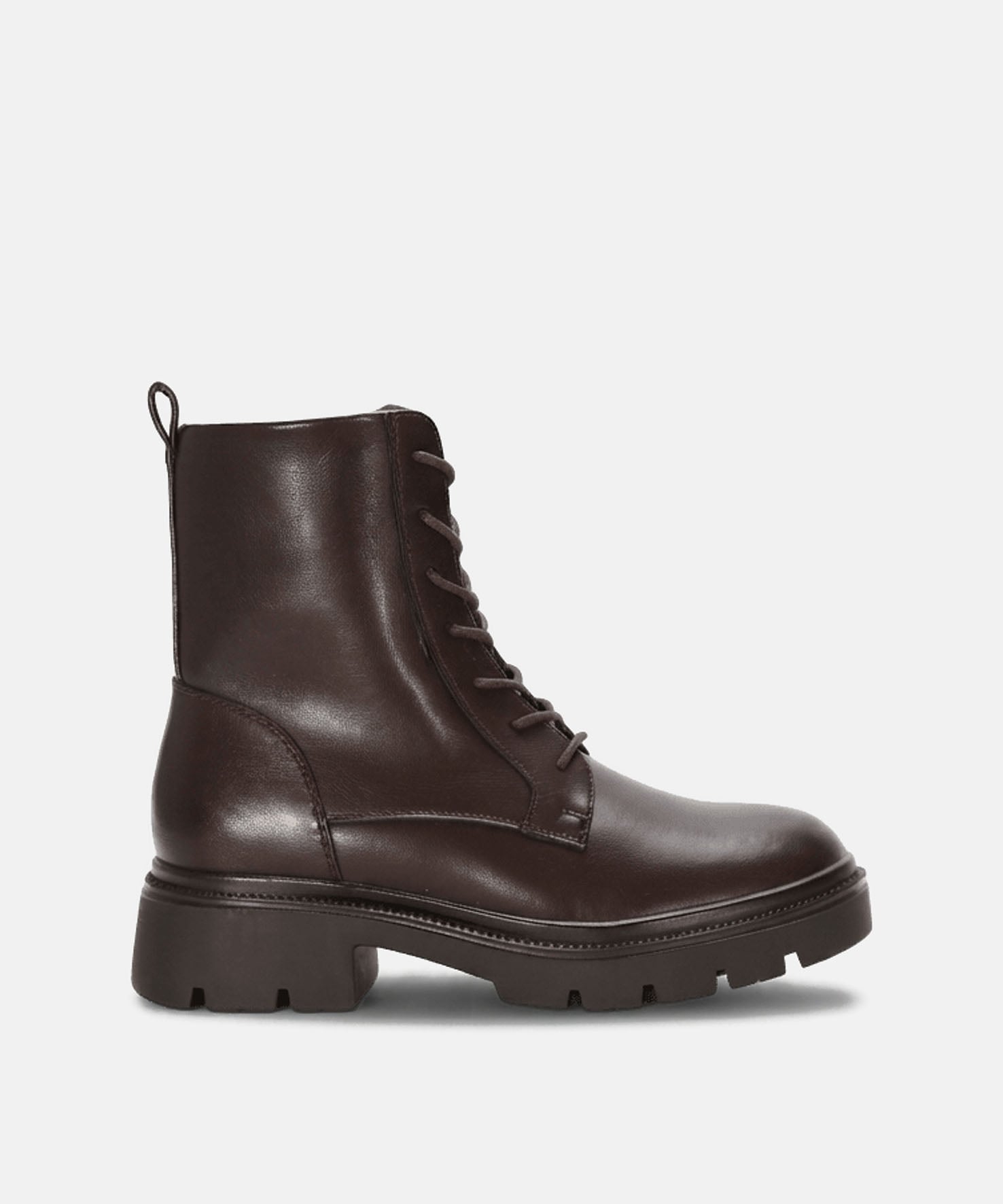 Bot&iacute;n militar cordones